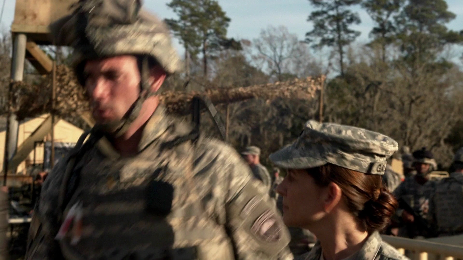 Charmed-Online-dot-nl_ArmyWives6x08-1635.jpg Charmed-Online-dot-nl_ArmyWives6x08-1635.jpg