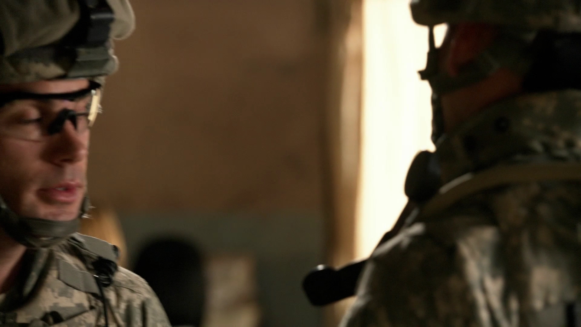 Charmed-Online-dot-nl_ArmyWives6x08-2427.jpg Charmed-Online-dot-nl_ArmyWives6x08-2427.jpg