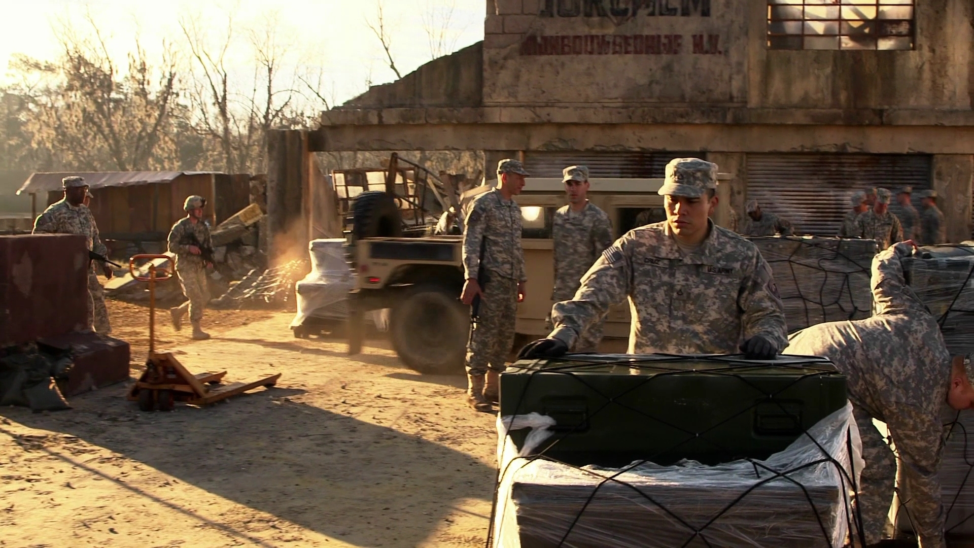 Charmed-Online-dot-nl_ArmyWives6x09-1893.jpg Charmed-Online-dot-nl_ArmyWives6x09-1893.jpg