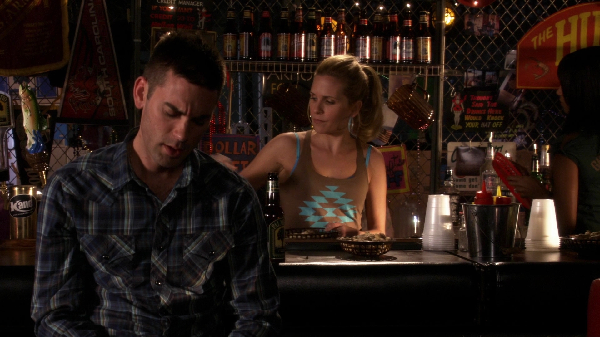 Charmed-Online-dot-nl_ArmyWives6x10-0814.jpg Charmed-Online-dot-nl_ArmyWives6x10-0814.jpg