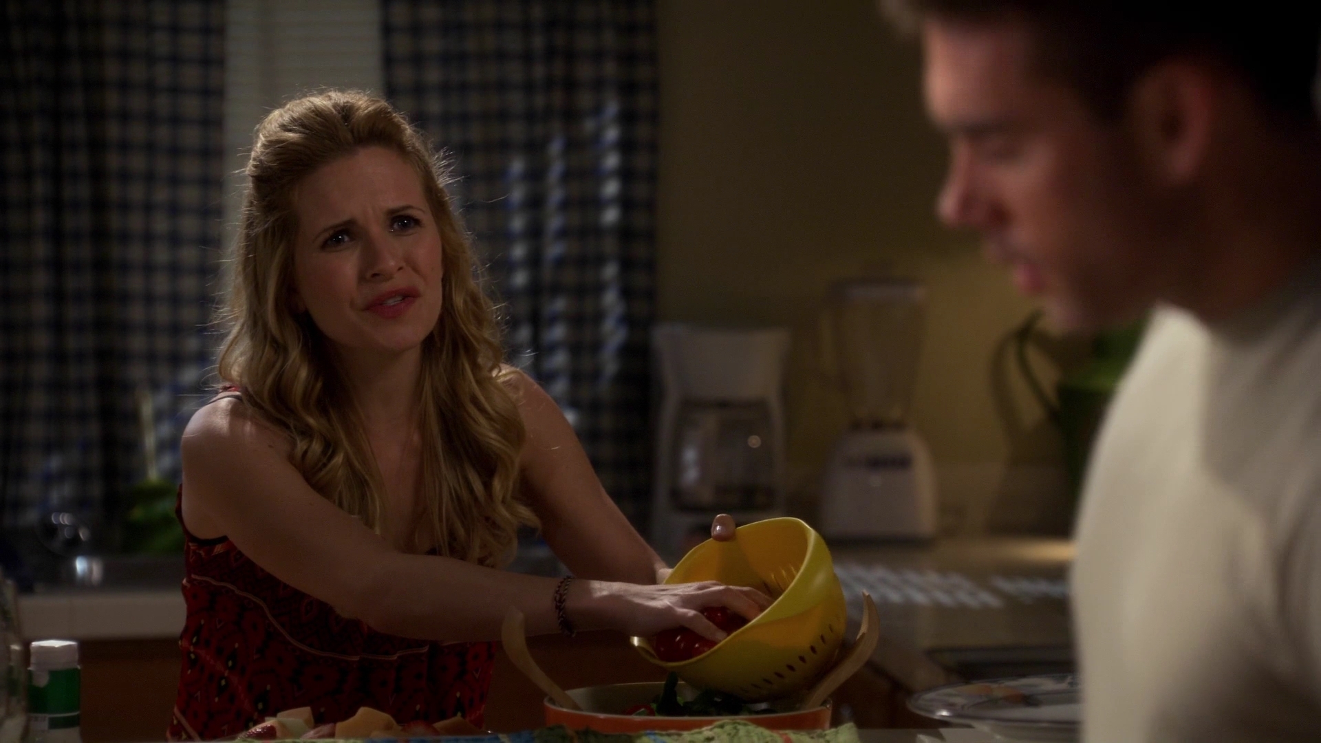 Charmed-Online-dot-nl_ArmyWives6x11-0931.jpg