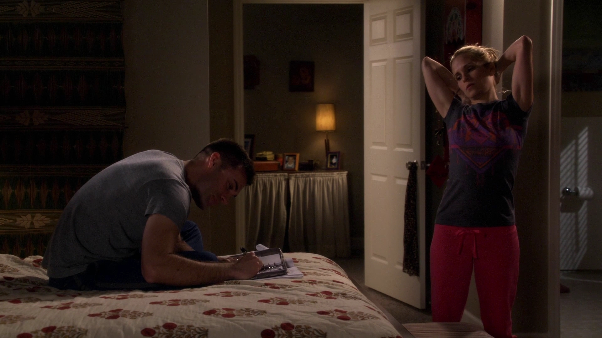 Charmed-Online-dot-nl_ArmyWives6x12-0952.jpg Charmed-Online-dot-nl_ArmyWives6x12-0952.jpg