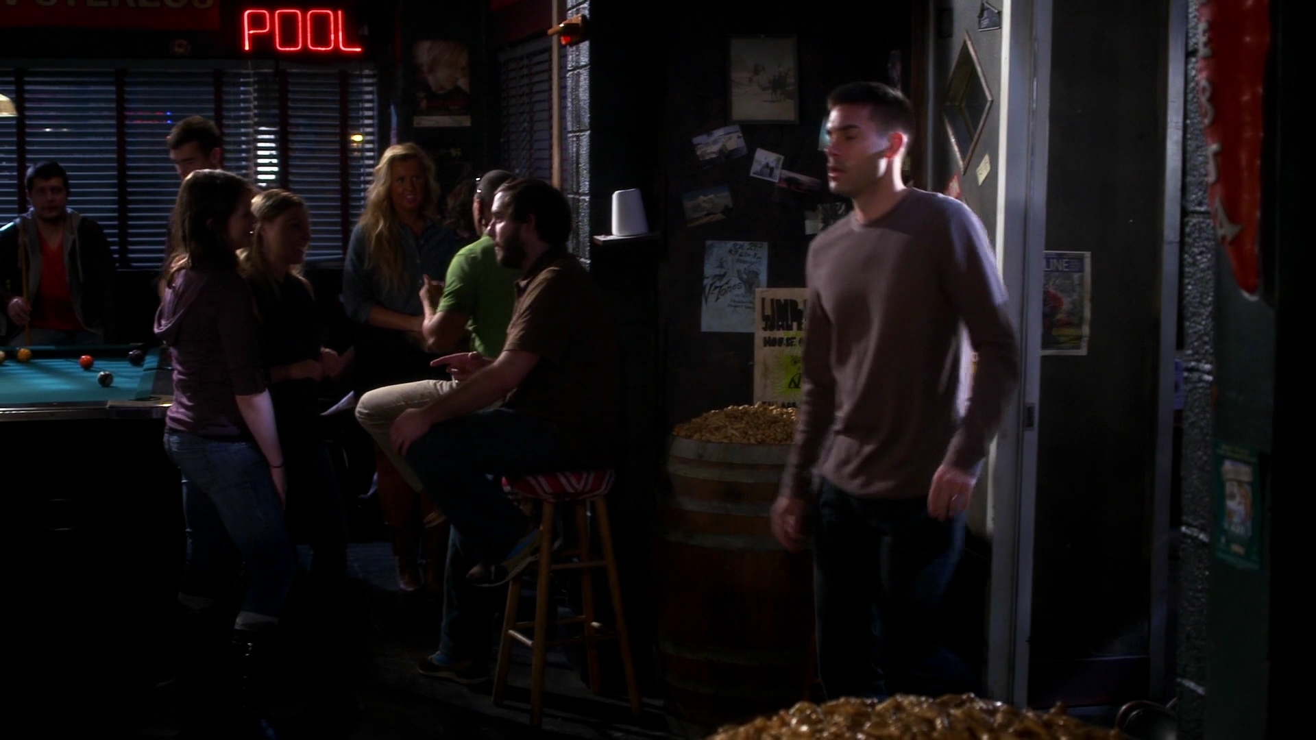 Charmed-Online-dot-nl_ArmyWives6x12-1738.jpg Charmed-Online-dot-nl_ArmyWives6x12-1738.jpg