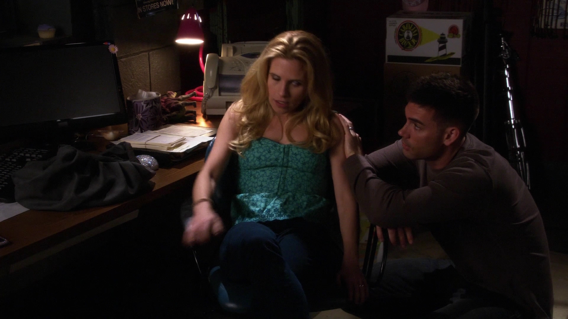 Charmed-Online-dot-nl_ArmyWives6x12-1766.jpg Charmed-Online-dot-nl_ArmyWives6x12-1766.jpg