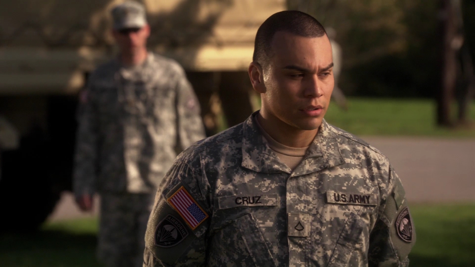Charmed-Online-dot-nl_ArmyWives6x14-0687.jpg