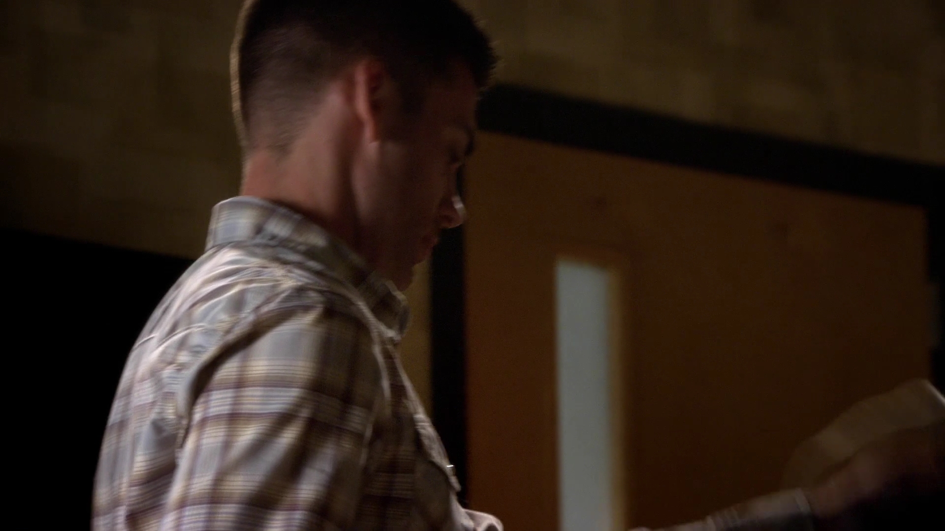 Charmed-Online-dot-nl_ArmyWives6x14-1886.jpg Charmed-Online-dot-nl_ArmyWives6x14-1886.jpg