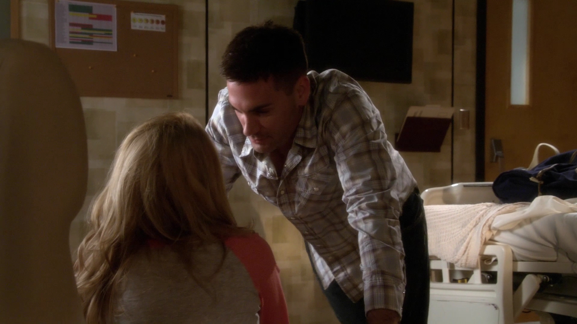 Charmed-Online-dot-nl_ArmyWives6x14-1896.jpg Charmed-Online-dot-nl_ArmyWives6x14-1896.jpg