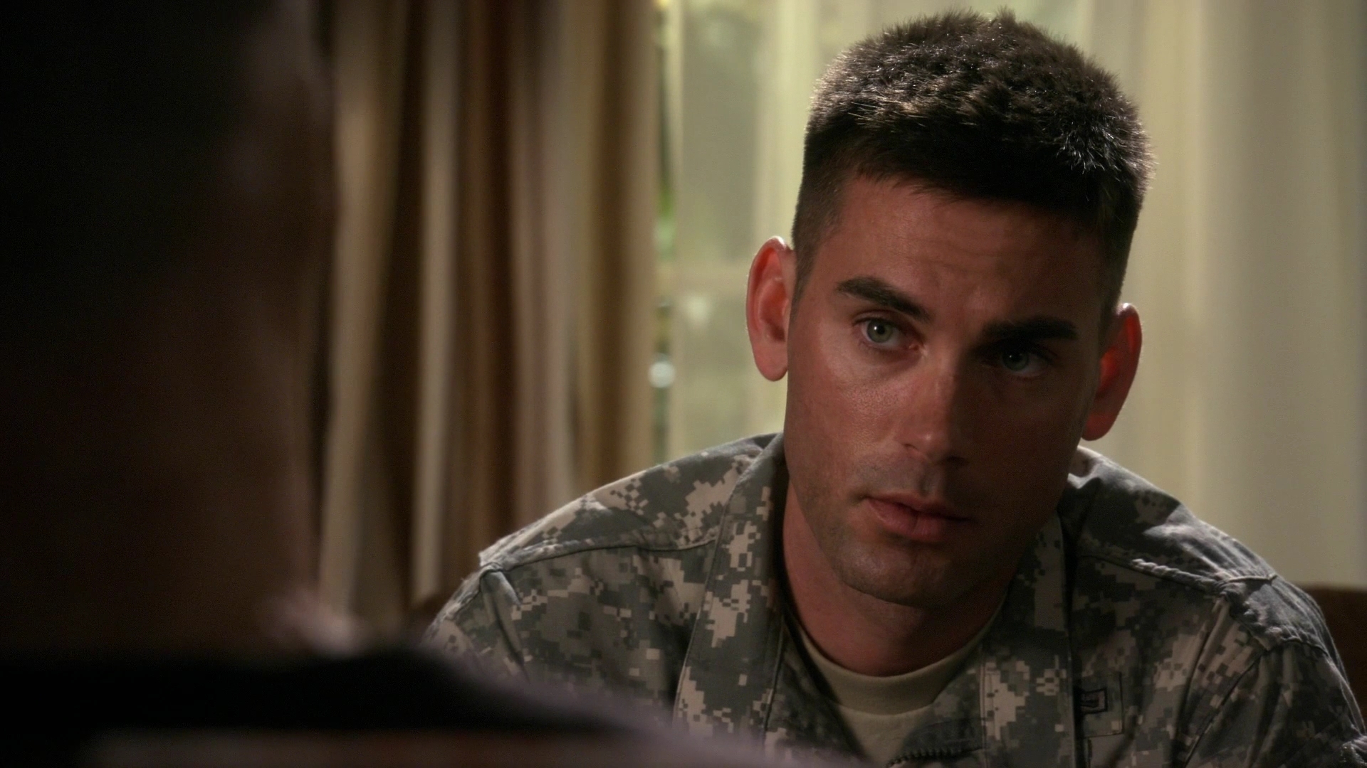 Charmed-Online-dot-nl_ArmyWives6x15-1156.jpg