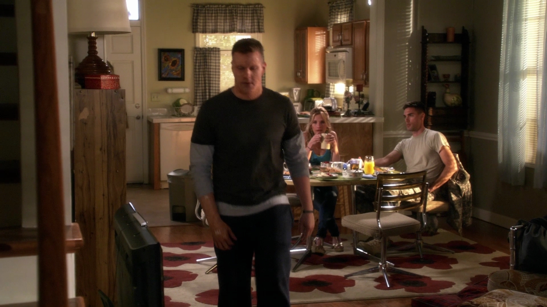 Charmed-Online-dot-nl_ArmyWives6x16-0154.jpg Charmed-Online-dot-nl_ArmyWives6x16-0154.jpg