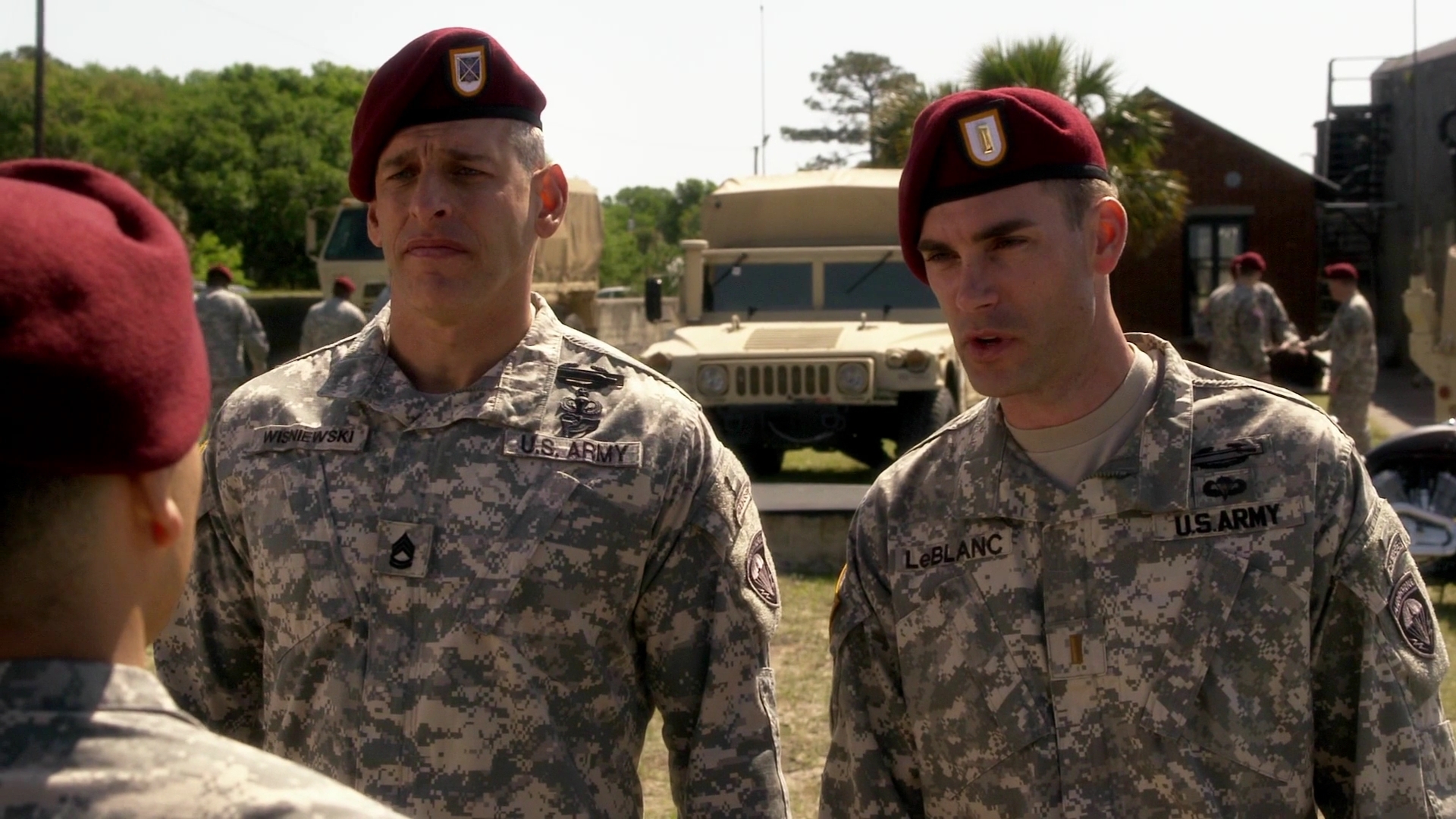 Charmed-Online-dot-nl_ArmyWives6x16-0301.jpg Charmed-Online-dot-nl_ArmyWives6x16-0301.jpg