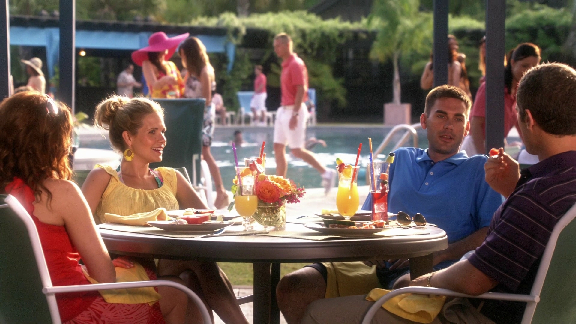 Charmed-Online-dot-nl_ArmyWives6x17-1817.jpg Charmed-Online-dot-nl_ArmyWives6x17-1817.jpg