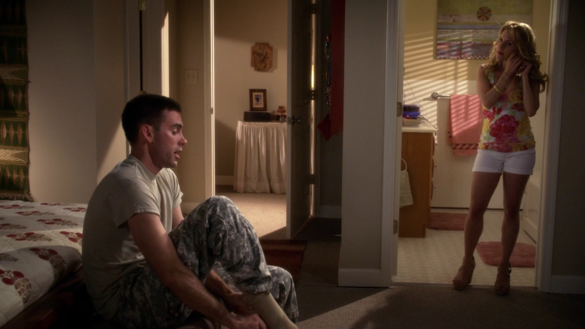 Charmed-Online-dot-nl_ArmyWives6x18-0108.jpg Charmed-Online-dot-nl_ArmyWives6x18-0108.jpg