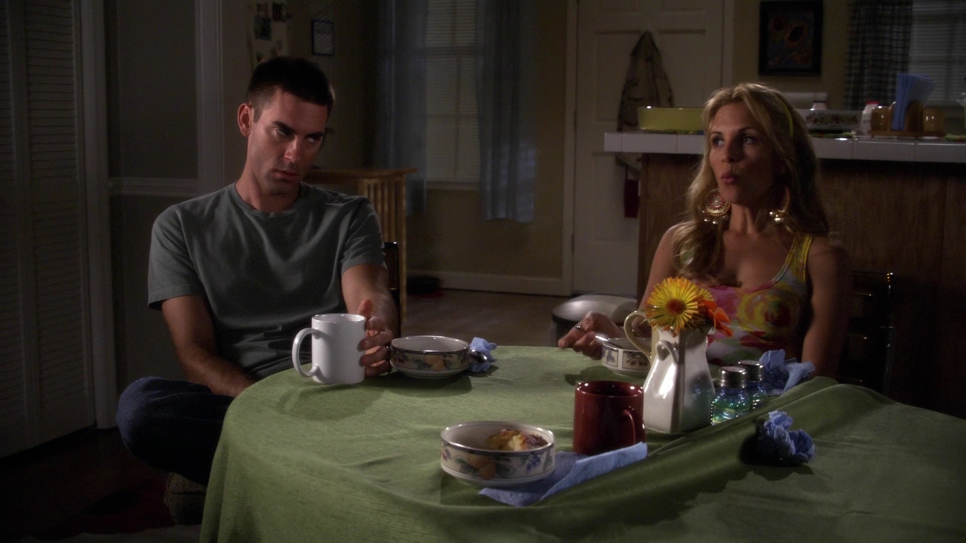 Charmed-Online-dot-nl_ArmyWives6x18-1401.jpg Charmed-Online-dot-nl_ArmyWives6x18-1401.jpg