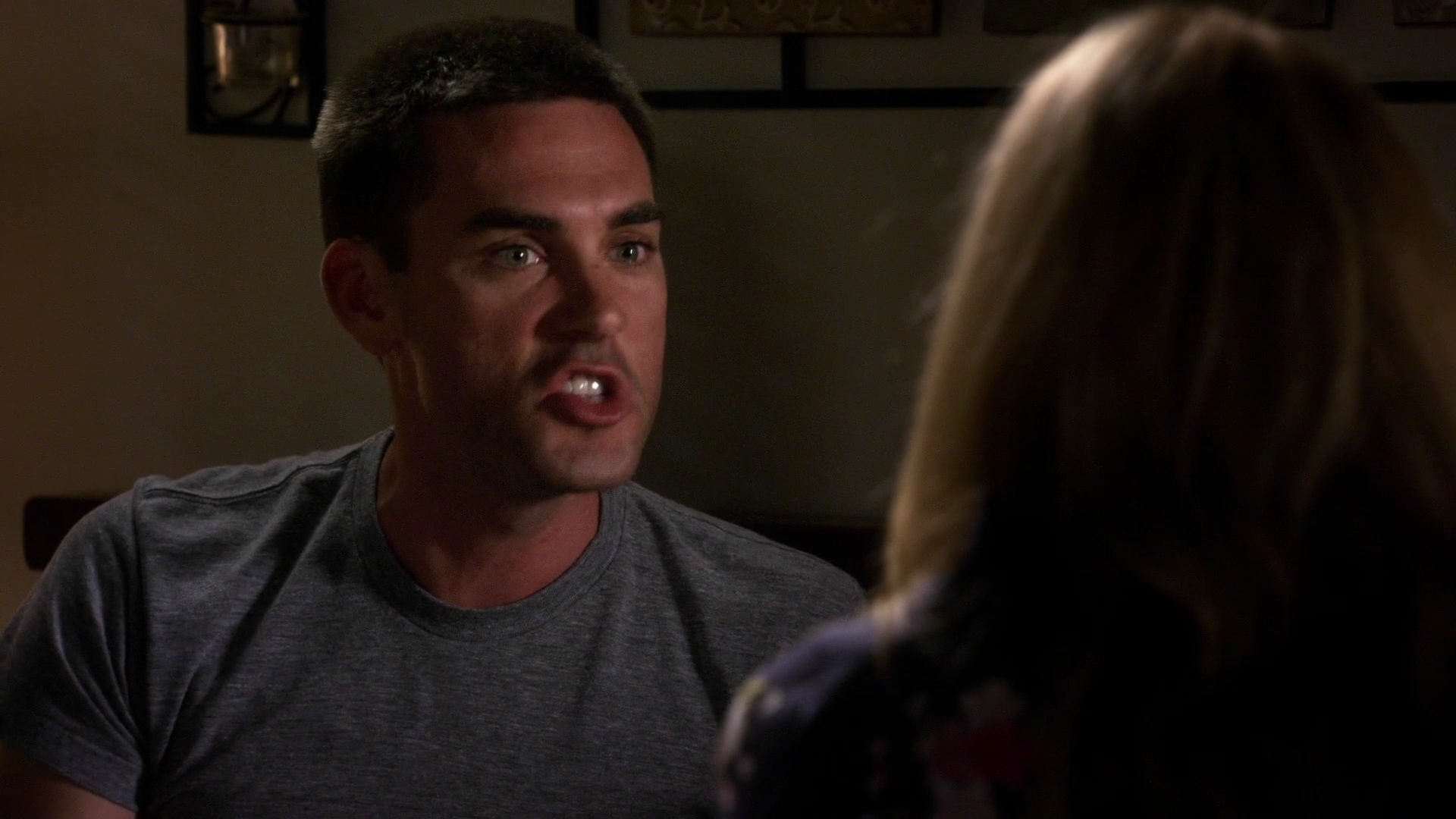 Charmed-Online-dot-nl_ArmyWives6x18-1632.jpg Charmed-Online-dot-nl_ArmyWives6x18-1632.jpg