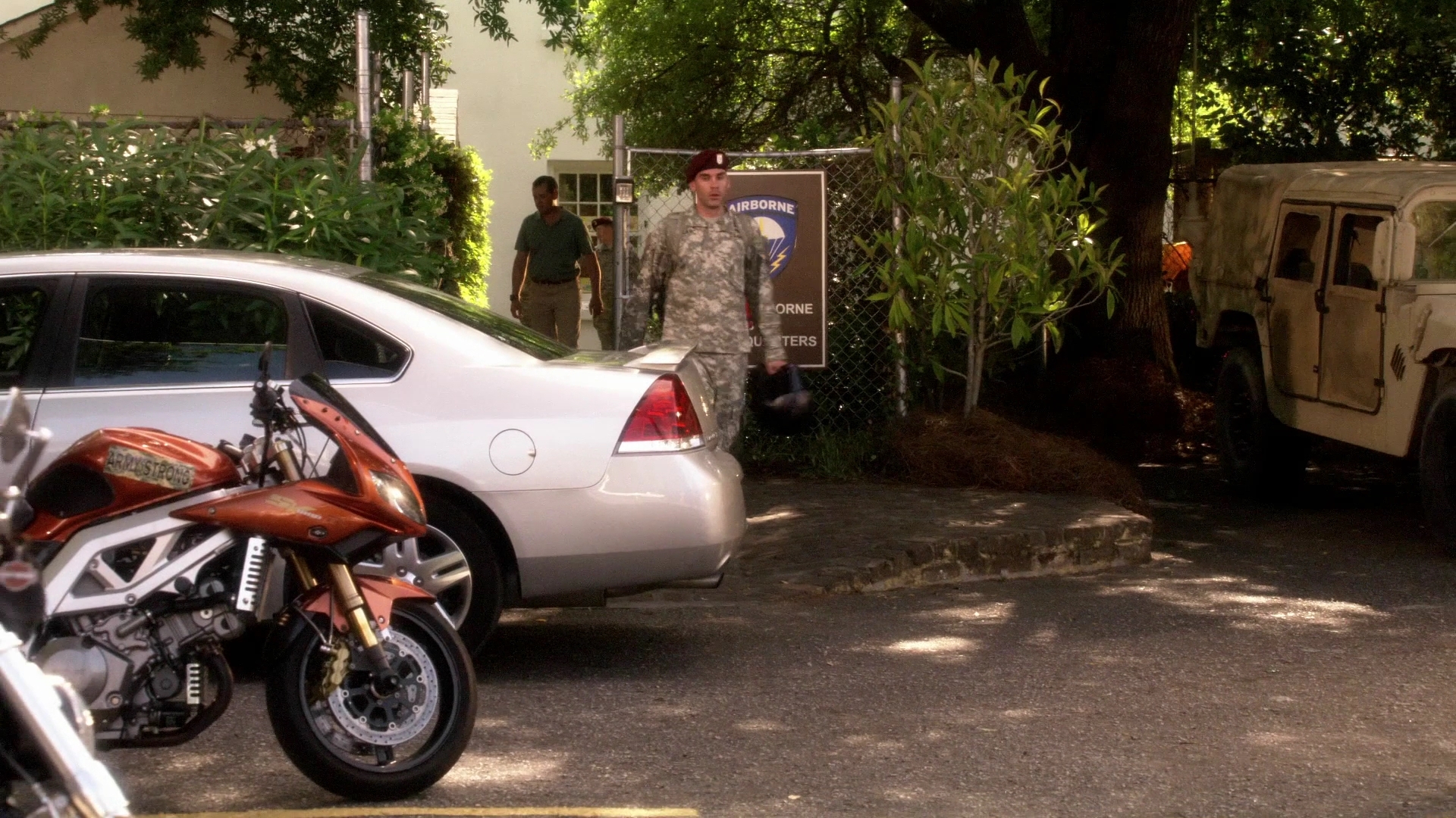 Charmed-Online-dot-nl_ArmyWives6x18-2077.jpg Charmed-Online-dot-nl_ArmyWives6x18-2077.jpg