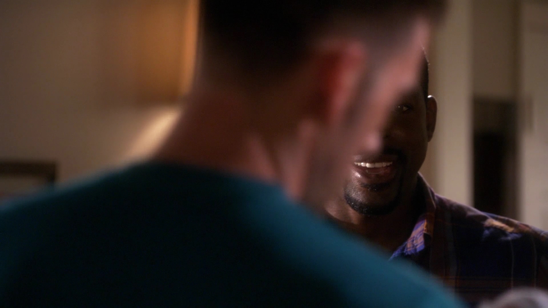 Charmed-Online-dot-nl_ArmyWives6x20-0622.jpg Charmed-Online-dot-nl_ArmyWives6x20-0622.jpg