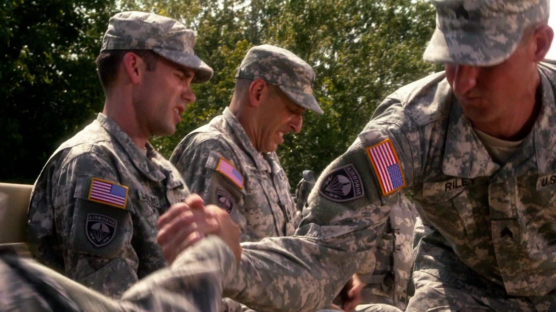 Charmed-Online-dot-nl_ArmyWives6x20-2307.jpg Charmed-Online-dot-nl_ArmyWives6x20-2307.jpg