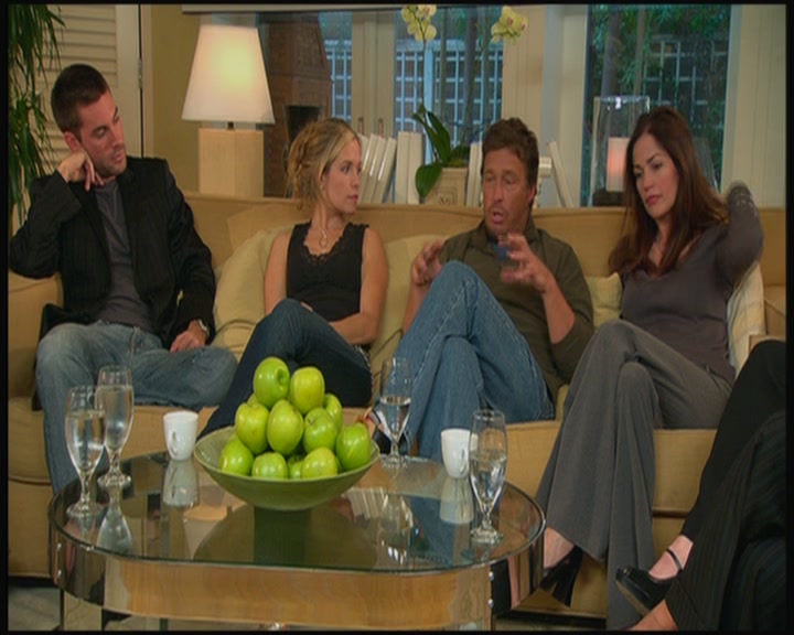 Charmed-Online_dot_net-ArmyWives-HaveAtItWithTheArmyWives0267.jpg