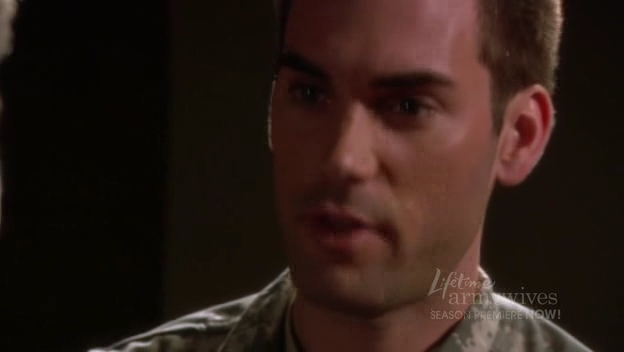 Charmed-Online-dot-nl_ArmyWives3x01-5297.jpg