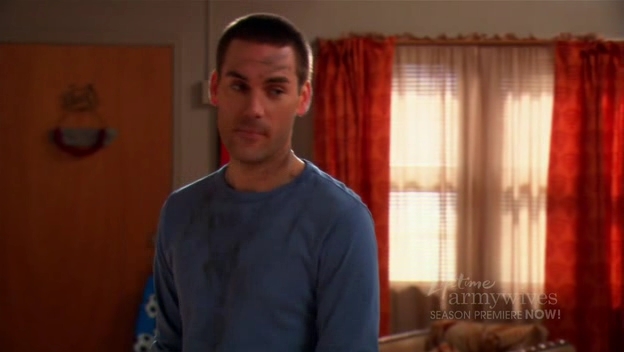 Charmed-Online-dot-nl_ArmyWives3x01-6523.jpg