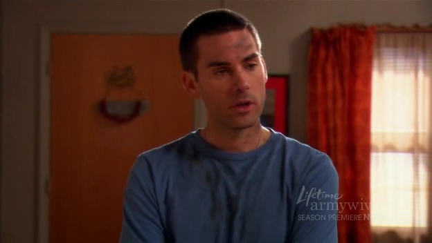 Charmed-Online-dot-nl_ArmyWives3x01-6534.jpg