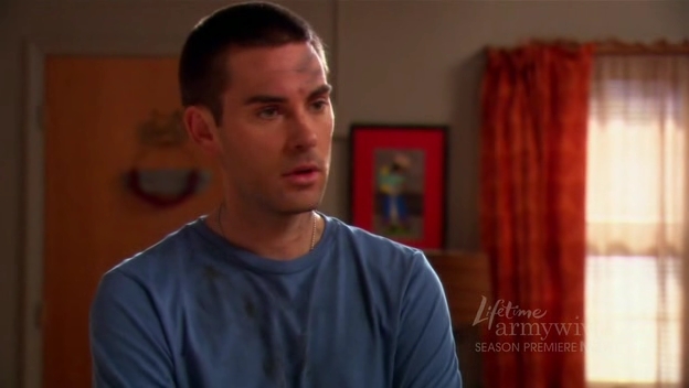 Charmed-Online-dot-nl_ArmyWives3x01-6537.jpg