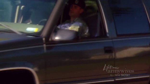 Charmed-Online-dot-nl_ArmyWives3x06-0617.jpg Charmed-Online-dot-nl_ArmyWives3x06-0617.jpg