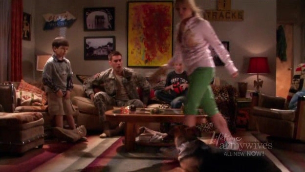 Charmed-Online-dot-nl_ArmyWives3x07-1259.jpg Charmed-Online-dot-nl_ArmyWives3x07-1259.jpg