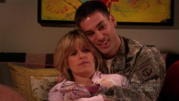 Charmed-Online-dot-nl_ArmyWives3x07-1326.jpg Charmed-Online-dot-nl_ArmyWives3x07-1326.jpg