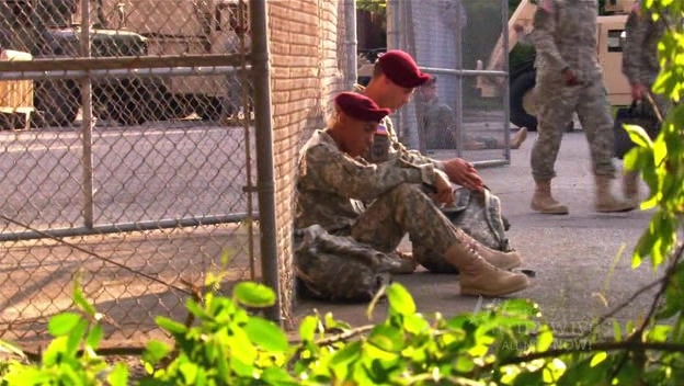 Charmed-Online-dot-nl_ArmyWives3x09-1837.jpg Charmed-Online-dot-nl_ArmyWives3x09-1837.jpg