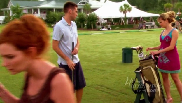 Charmed-Online-dot-nl_ArmyWives3x17-0812.jpg Charmed-Online-dot-nl_ArmyWives3x17-0812.jpg