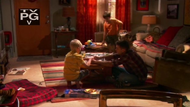 Charmed-Online-dot-nl_ArmyWives4x01-1465.jpg