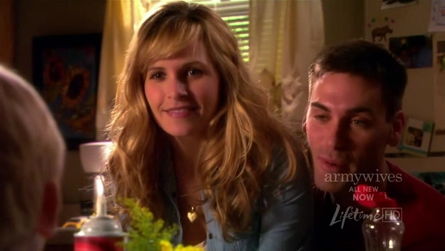 Charmed-Online-dot-nl_ArmyWives4x03-0160.jpg
