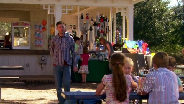 Charmed-Online-dot-nl_ArmyWives4x03-0820.jpg