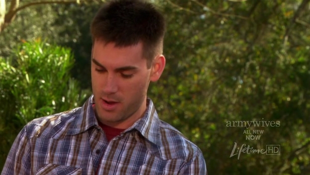 Charmed-Online-dot-nl_ArmyWives4x03-0835.jpg Charmed-Online-dot-nl_ArmyWives4x03-0835.jpg