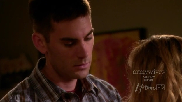 Charmed-Online-dot-nl_ArmyWives4x03-1200.jpg