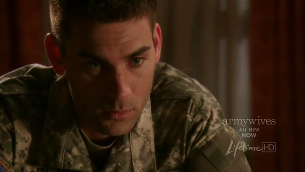 Charmed-Online-dot-nl_ArmyWives4x03-1511.jpg Charmed-Online-dot-nl_ArmyWives4x03-1511.jpg