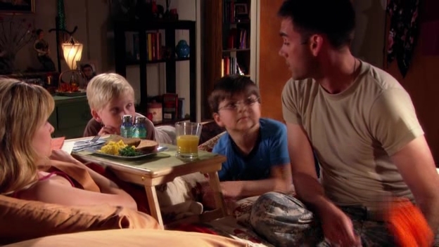 Charmed-Online-dot-nl_ArmyWives4x05-1001.jpg Charmed-Online-dot-nl_ArmyWives4x05-1001.jpg