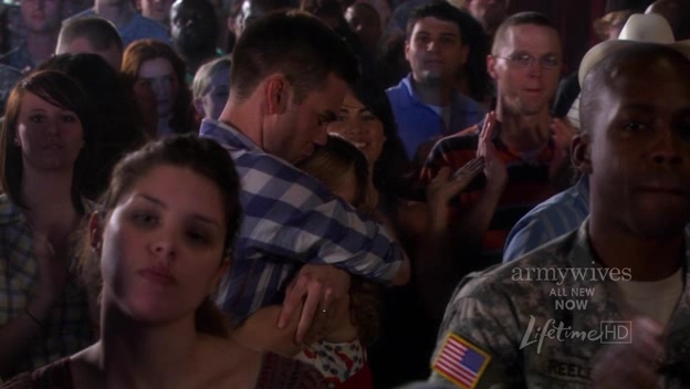 Charmed-Online-dot-nl_ArmyWives4x06-2125.jpg Charmed-Online-dot-nl_ArmyWives4x06-2125.jpg