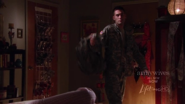 Charmed-Online-dot-nl_ArmyWives4x08-2249.jpg Charmed-Online-dot-nl_ArmyWives4x08-2249.jpg