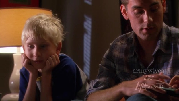 Charmed-Online-dot-nl_ArmyWives4x10-1963.jpg Charmed-Online-dot-nl_ArmyWives4x10-1963.jpg