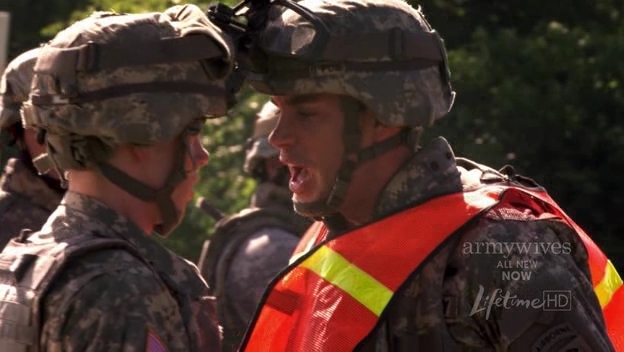 Charmed-Online-dot-nl_ArmyWives4x11-0908.jpg Charmed-Online-dot-nl_ArmyWives4x11-0908.jpg