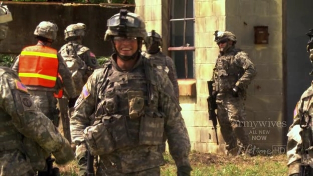 Charmed-Online-dot-nl_ArmyWives4x11-1982.jpg Charmed-Online-dot-nl_ArmyWives4x11-1982.jpg