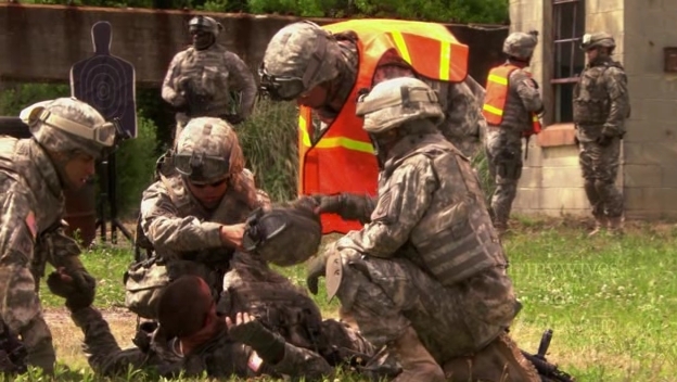 Charmed-Online-dot-nl_ArmyWives4x11-2037.jpg Charmed-Online-dot-nl_ArmyWives4x11-2037.jpg