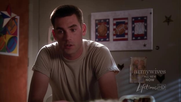 Charmed-Online-dot-nl_ArmyWives4x12-0728.jpg Charmed-Online-dot-nl_ArmyWives4x12-0728.jpg