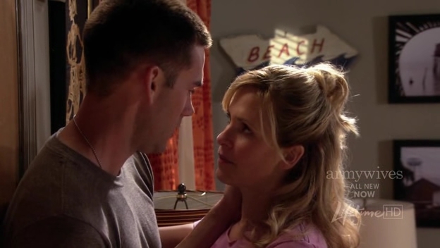 Charmed-Online-dot-nl_ArmyWives4x13-0344.jpg Charmed-Online-dot-nl_ArmyWives4x13-0344.jpg