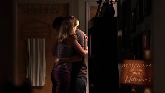 Charmed-Online-dot-nl_ArmyWives4x13-1824.jpg Charmed-Online-dot-nl_ArmyWives4x13-1824.jpg