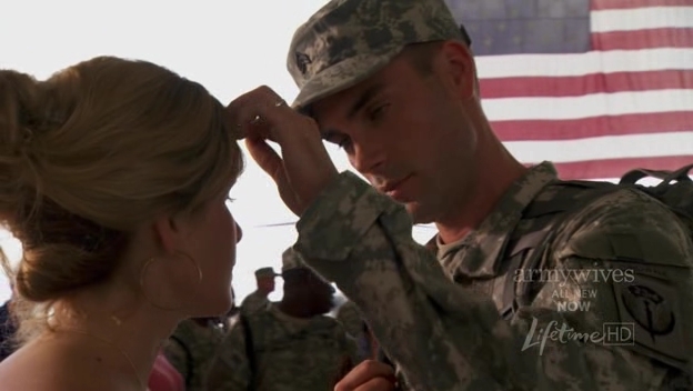 Charmed-Online-dot-nl_ArmyWives4x13-2084.jpg Charmed-Online-dot-nl_ArmyWives4x13-2084.jpg