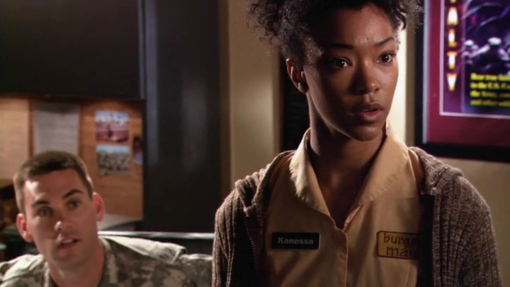 Charmed-Online-dot-net_ArmyWives-7x14AFinalSalute3049.jpg Charmed-Online-dot-net_ArmyWives-7x14AFinalSalute3049.jpg