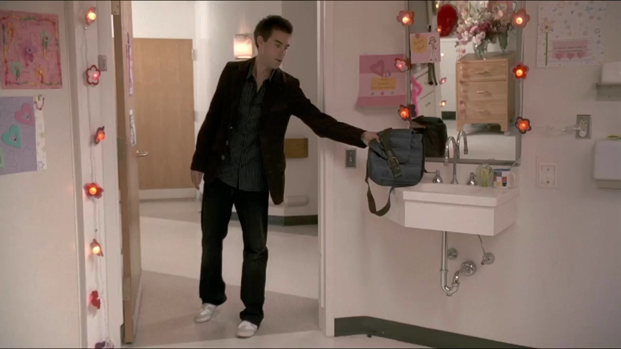 Charmed-Online-dot-net_TheUltimateGift2510.jpg Charmed-Online-dot-net_TheUltimateGift2510.jpg